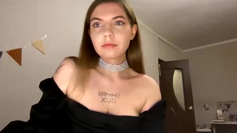 nikastardust online show from 01.20.25