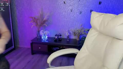 NikaStill  online show from 07.07.26