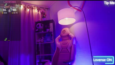 Snapshot of nikerly_hot chatting on 06.12.26 NIKERLY online show from 06.12.26