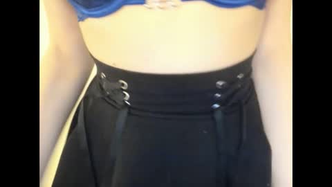 Snapshot of nikiololli666 chatting on 02.17.26 nikiololli666 online show from 02.17.26