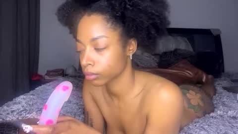 nikitalove104 online show from 12.15.25