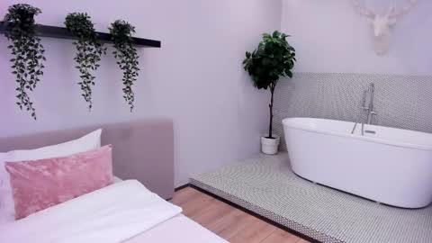 Snapshot of nikkabush chatting on 11.03.25 Nikka online show from 11.03.25