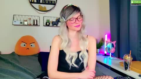 Kitty Chatte online show from 01.22.25