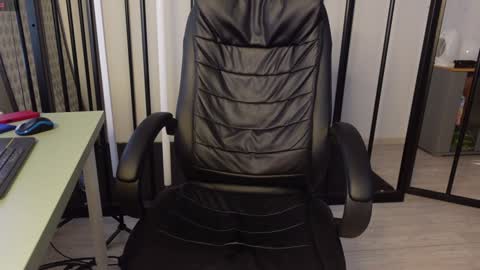 nikki online show from 12.13.24