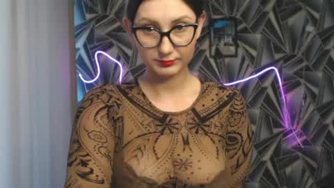 Snapshot of nikkikiss___ chatting on 06.07.26 nikkikiss___ online show from 06.07.26
