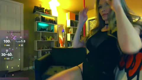 Snapshot of nikkiprincess chatting on 03.02.25 Schedule IN BIO online show from 03.02.25