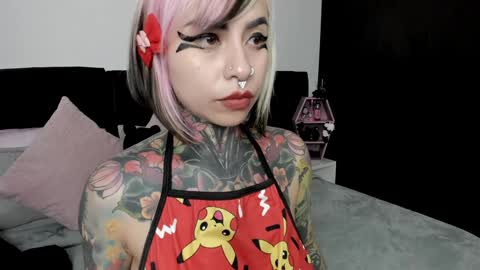 Nikki Ramone   online show from 01.29.25