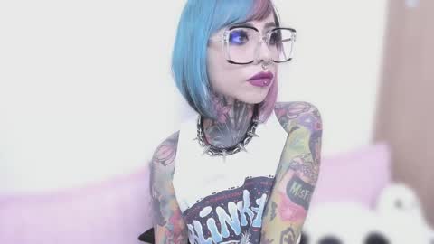 Nikki Ramone   online show from 09.29.25