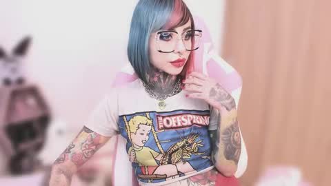 Nikki Ramone   online show from 10.20.25