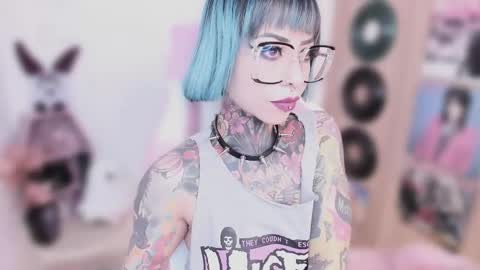 Nikki Ramone   online show from 03.10.26