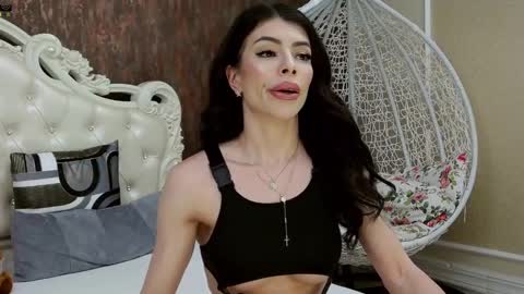 Snapshot of nikkirushxx chatting on 02.05.25 Nikky online show from 02.05.25