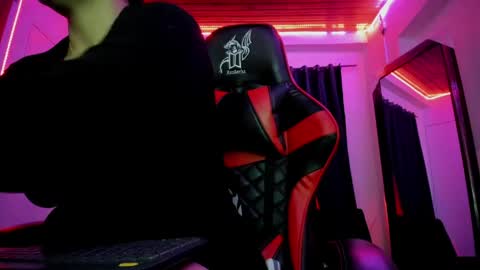   online show from 05.01.26