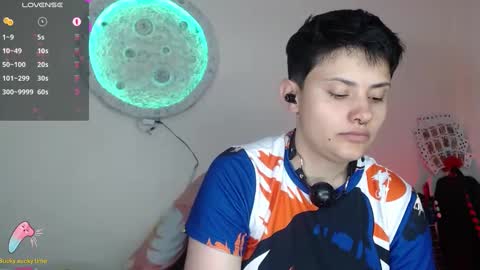 Nikky online show from 02.02.25