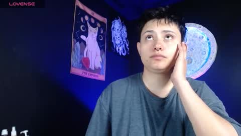 Nikky online show from 12.02.25