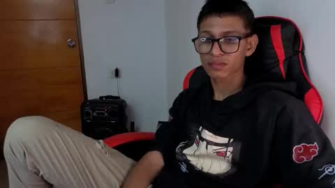 Snapshot of niklaus_wolf chatting on 03.02.26 niklaus_wolf online show from 03.02.26