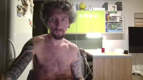 niknik39 online show from 11.02.25