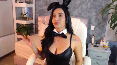 Snapshot of niko_robin04 chatting on 10.30.25 Niko Robin online show from 10.30.25