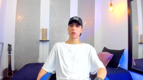    online show from 02.09.25