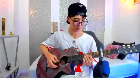    online show from 03.07.25