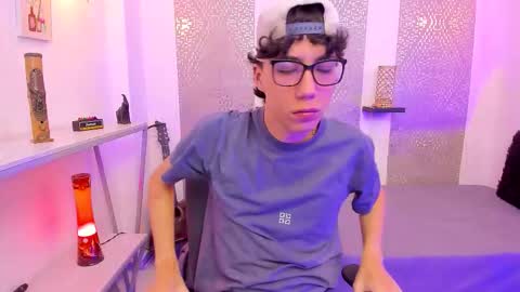    online show from 10.08.25