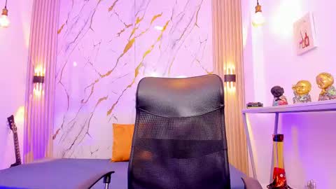    online show from 02.08.26