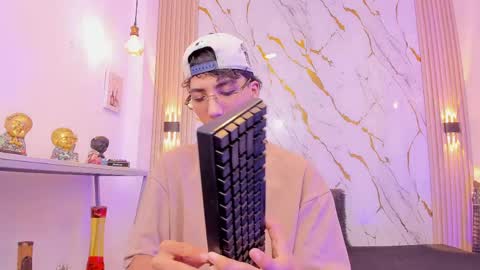    online show from 04.07.26