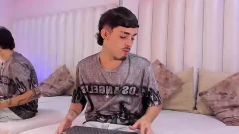 Niko Stone online show from 05.17.26
