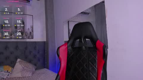 Snapshot of niky_lulo chatting on 11.28.25 Niky online show from 11.28.25