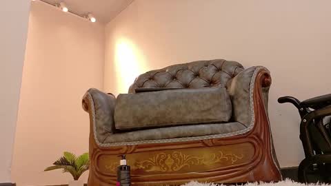  NIKY SMIT  online show from 03.06.25