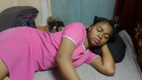 Snapshot of nilahmarie chatting on 04.11.26 nilah online show from 04.11.26