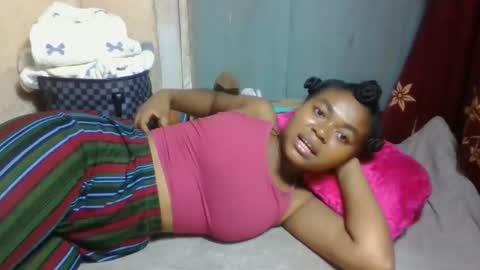 Snapshot of nilahmarie chatting on 04.15.26 nilah online show from 04.15.26