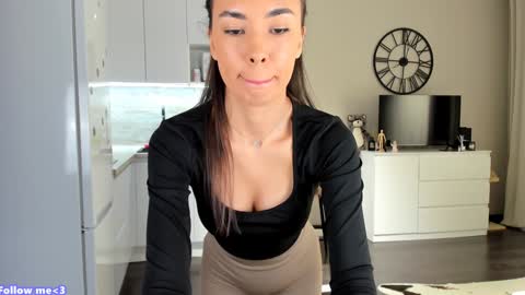 Bella online show from 01.22.25