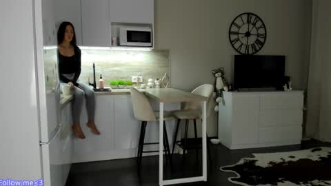 Bella online show from 02.02.25