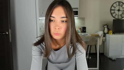 Bella online show from 10.08.25