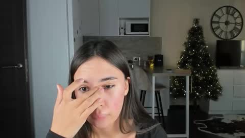 Bella online show from 12.14.25