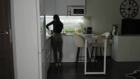 Bella online show from 02.06.26