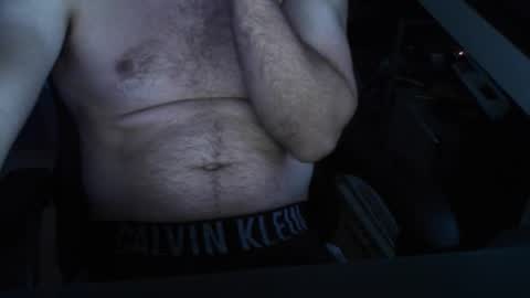 Snapshot of nillis chatting on 10.17.25 nillis online show from 10.17.25