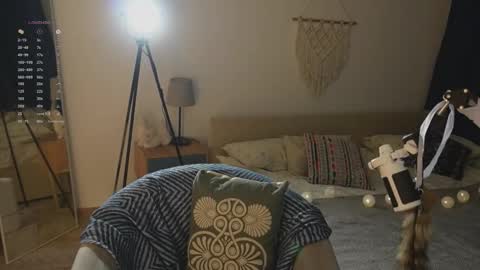 Jennet online show from 02.18.26