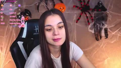 Ketrin online show from 10.28.25