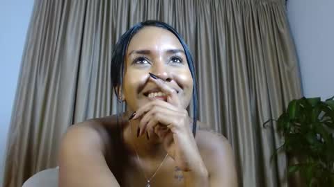 Snapshot of nina_inkk chatting on 11.21.25 Carolina online show from 11.21.25