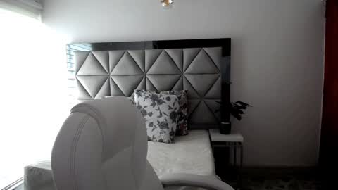  Nina  online show from 01.11.25