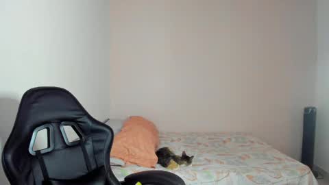  Nina  online show from 04.17.26