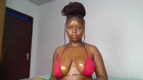 Snapshot of nina_ray1 chatting on 01.18.26 Nina online show from 01.18.26