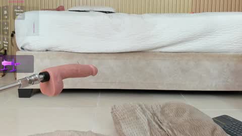 NINA online show from 01.24.25