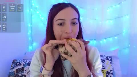 Snapshot of ninaa_fox chatting on 02.06.26 Ninaa fox online show from 02.06.26