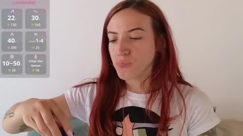 Snapshot of ninaa_fox chatting on 07.14.26 Ninaa fox online show from 07.14.26