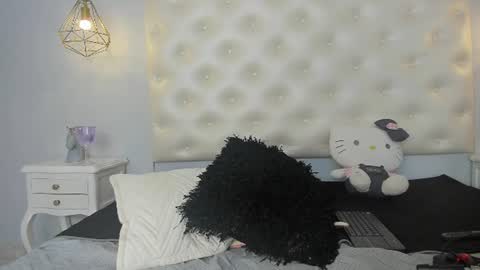 Nina  online show from 06.26.26
