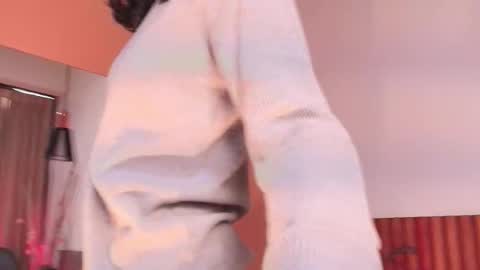 Snapshot of ninacavallli chatting on 10.30.25 Nina online show from 10.30.25