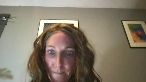 ninaloveshawaii online show from 07.04.26