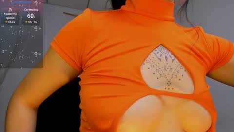 Snapshot of ninamonroee chatting on 12.10.24 ninamonroee online show from 12.10.24